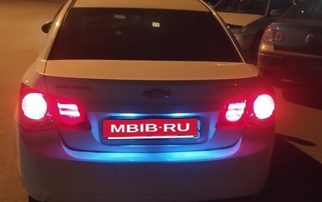 Chevrolet Cruze II, 2009 год, 430 000 рублей, 3 фотография