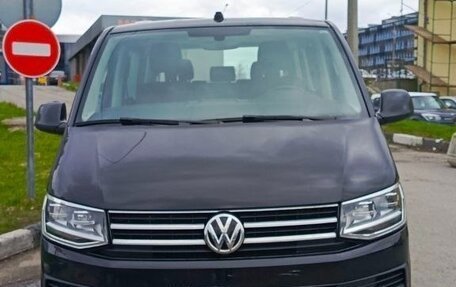 Volkswagen Multivan T6 рестайлинг, 2019 год, 5 500 000 рублей, 3 фотография