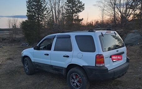 Ford Escape II, 2005 год, 350 000 рублей, 3 фотография
