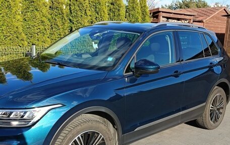 Volkswagen Tiguan II, 2023 год, 3 300 000 рублей, 7 фотография