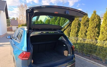 Volkswagen Tiguan II, 2023 год, 3 300 000 рублей, 8 фотография