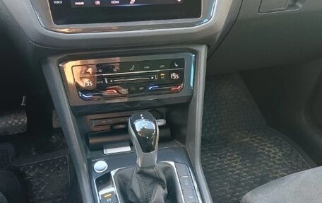 Volkswagen Tiguan II, 2023 год, 3 300 000 рублей, 9 фотография