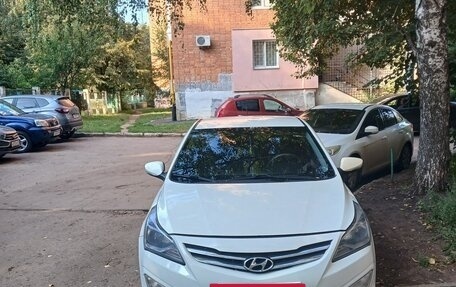 Hyundai Solaris II рестайлинг, 2015 год, 599 000 рублей, 2 фотография
