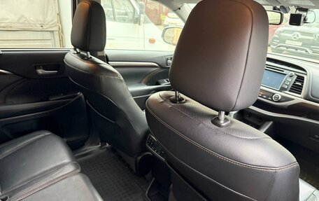 Toyota Highlander III, 2014 год, 3 400 000 рублей, 13 фотография