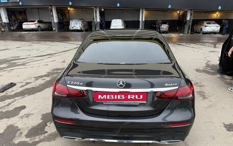 Mercedes-Benz E-Класс, 2020 год, 4 750 000 рублей, 4 фотография