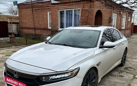Honda Accord IX рестайлинг, 2017 год, 2 799 000 рублей, 3 фотография