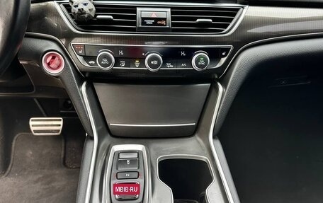 Honda Accord IX рестайлинг, 2017 год, 2 799 000 рублей, 10 фотография