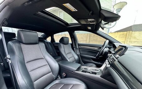 Honda Accord IX рестайлинг, 2017 год, 2 799 000 рублей, 22 фотография