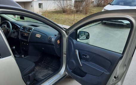 Renault Sandero II рестайлинг, 2018 год, 945 000 рублей, 26 фотография