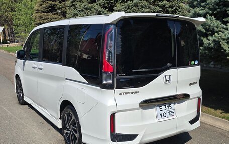 Honda Stepwgn IV, 2020 год, 2 780 000 рублей, 10 фотография