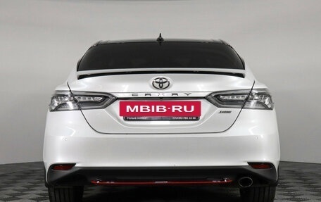 Toyota Camry, 2020 год, 3 159 000 рублей, 6 фотография