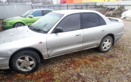Mitsubishi Galant VIII, 1993 год, 25 000 рублей, 1 фотография