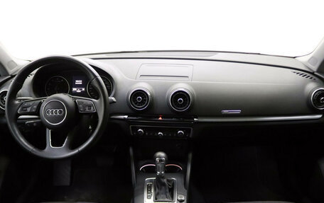 Audi A3, 2018 год, 1 600 000 рублей, 15 фотография