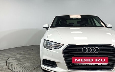 Audi A3, 2018 год, 1 600 000 рублей, 25 фотография