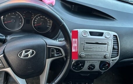 Hyundai i20 IB рестайлинг, 2010 год, 230 000 рублей, 12 фотография