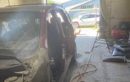 Pontiac Vibe II, 2004 год, 15 000 рублей, 9 фотография