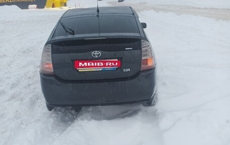 Toyota Prius, 2008 год, 755 000 рублей, 2 фотография