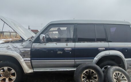 Mitsubishi Pajero III рестайлинг, 1995 год, 400 000 рублей, 3 фотография