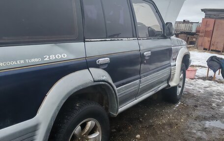 Mitsubishi Pajero III рестайлинг, 1995 год, 400 000 рублей, 9 фотография