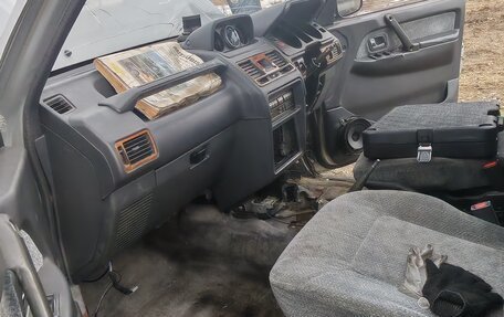 Mitsubishi Pajero III рестайлинг, 1995 год, 400 000 рублей, 19 фотография