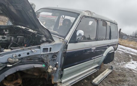 Mitsubishi Pajero III рестайлинг, 1995 год, 400 000 рублей, 18 фотография