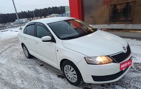 Skoda Rapid I, 2015 год, 550 000 рублей, 2 фотография