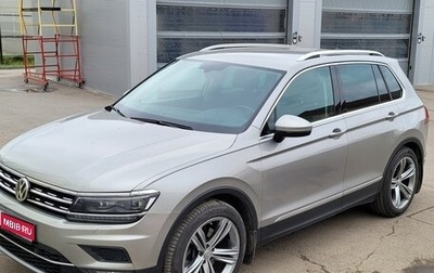 Volkswagen Tiguan II, 2018 год, 2 590 000 рублей, 1 фотография