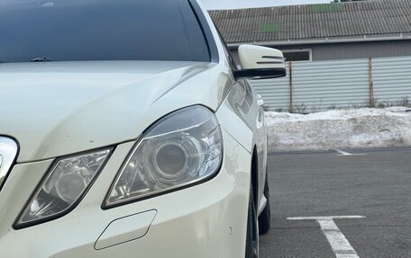 Mercedes-Benz E-Класс, 2011 год, 1 550 000 рублей, 2 фотография