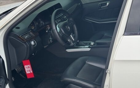 Mercedes-Benz E-Класс, 2011 год, 1 550 000 рублей, 11 фотография