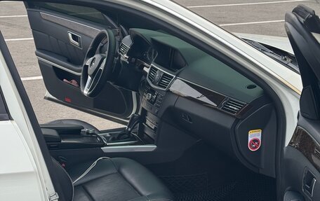 Mercedes-Benz E-Класс, 2011 год, 1 550 000 рублей, 15 фотография