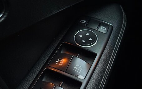 Mercedes-Benz E-Класс, 2011 год, 1 550 000 рублей, 32 фотография