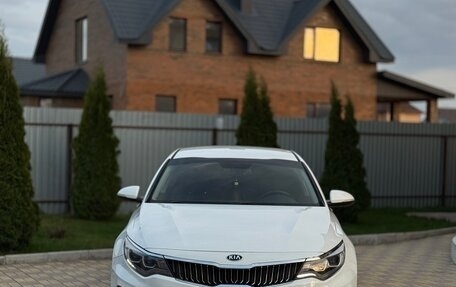 KIA Optima IV, 2019 год, 2 210 000 рублей, 2 фотография