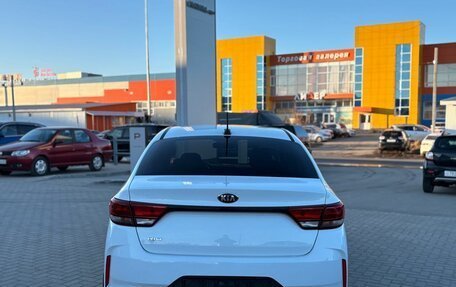 KIA Rio IV, 2020 год, 1 700 000 рублей, 6 фотография