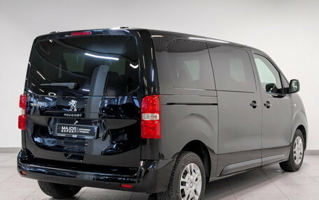 Peugeot Traveller I, 2021 год, 2 950 000 рублей, 6 фотография
