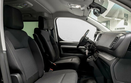 Peugeot Traveller I, 2021 год, 2 950 000 рублей, 25 фотография