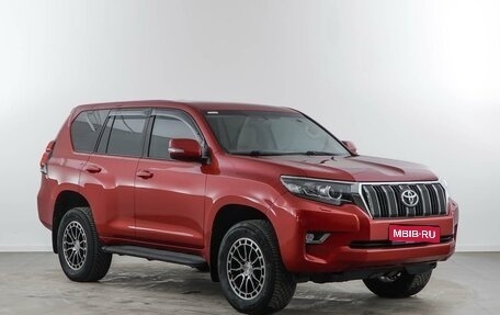 Toyota Land Cruiser Prado 150 рестайлинг 2, 2020 год, 6 099 050 рублей, 1 фотография