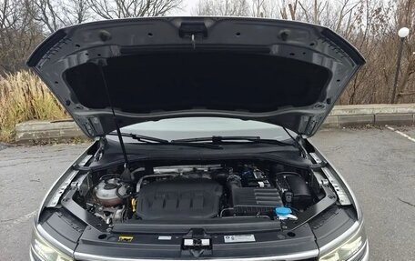 Volkswagen Tiguan II, 2020 год, 4 500 000 рублей, 12 фотография