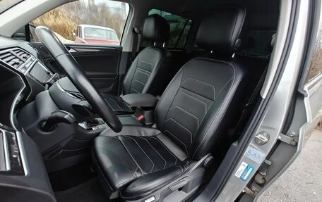 Volkswagen Tiguan II, 2020 год, 4 500 000 рублей, 19 фотография