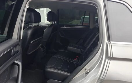 Volkswagen Tiguan II, 2020 год, 4 500 000 рублей, 22 фотография