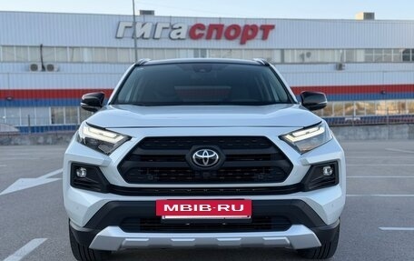 Toyota RAV4, 2024 год, 3 897 000 рублей, 2 фотография