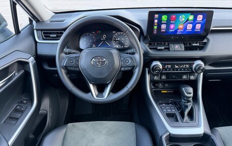 Toyota RAV4, 2024 год, 3 897 000 рублей, 18 фотография