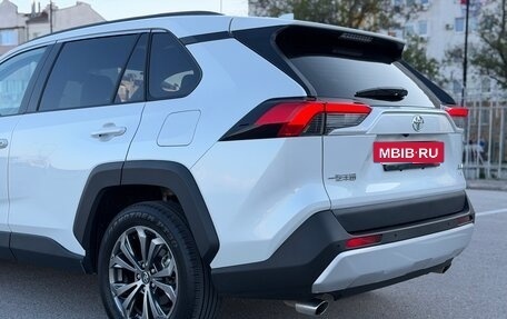 Toyota RAV4, 2024 год, 3 897 000 рублей, 12 фотография