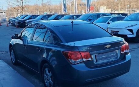 Chevrolet Cruze II, 2010 год, 499 999 рублей, 4 фотография