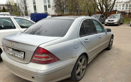 Mercedes-Benz C-Класс, 2004 год, 920 000 рублей, 5 фотография