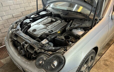 Mercedes-Benz C-Класс, 2004 год, 920 000 рублей, 3 фотография