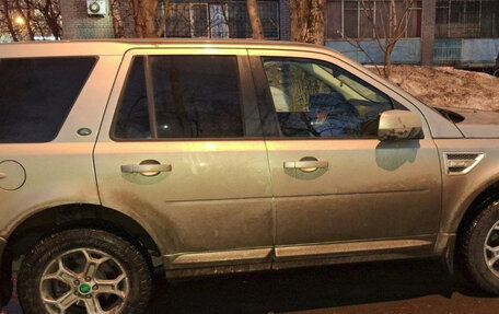 Land Rover Freelander II рестайлинг 2, 2013 год, 1 990 000 рублей, 3 фотография