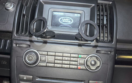 Land Rover Freelander II рестайлинг 2, 2013 год, 1 990 000 рублей, 10 фотография