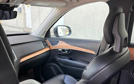 Volvo XC90 II рестайлинг, 2021 год, 4 890 000 рублей, 10 фотография