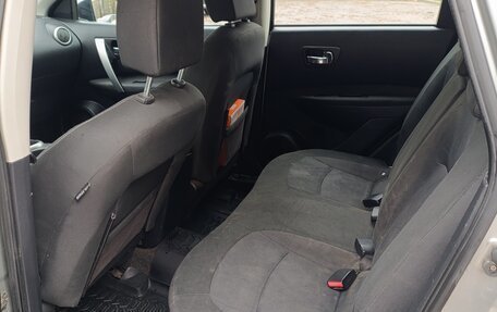 Nissan Qashqai, 2010 год, 700 000 рублей, 5 фотография