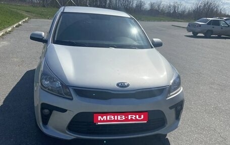 KIA Rio IV, 2017 год, 1 550 000 рублей, 3 фотография